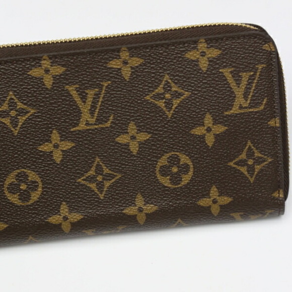 LOUIS VUITTON Brown Monogram Wallet - Picture 3 of 7